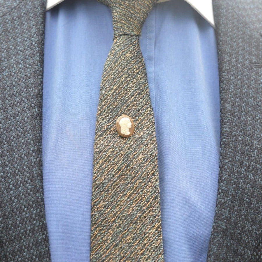 19th Century 9ct Gold Helmet Shell Cameo Tie Pin of a Roman Goddess | Parkin and Gerrish (UK)