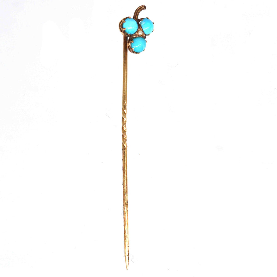 Edwardian 9ct Gold Shamrock Tie Pin set with Turquoise & a Pearl