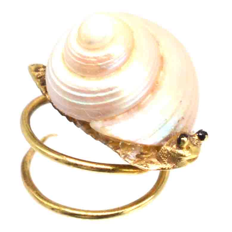 Tiny Victorian 18ct gold snail brooch pin featuring real sea shell and black enamel eyes.