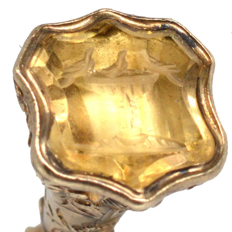 Early Victorian Gold Cased Seal with Citrine Intaglio of the Doves of Pliny