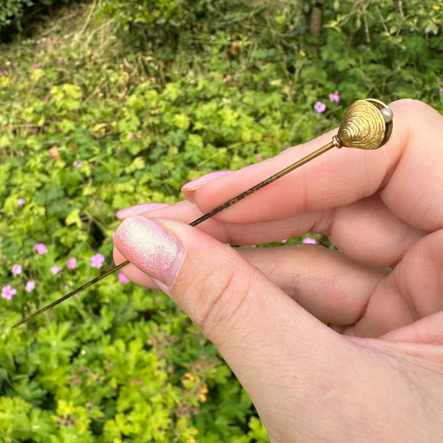 Edwardian 9ct Gold Oyster Shell and Pearl Hat Pin | Parkin and Gerrish | Antique & Vintage Jewellery