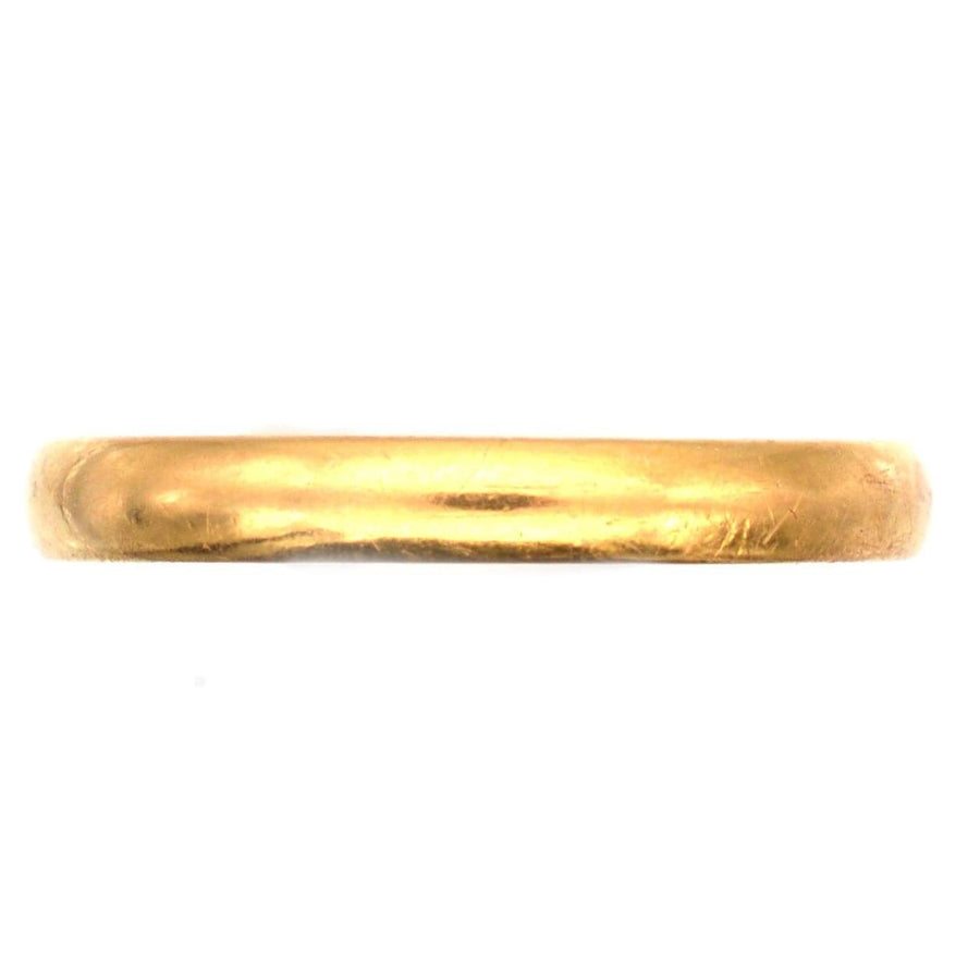 1930s 22ct gold wedding ring, 2.6 mm, low profile design, comfortable to wear, handcrafted in Birmingham, perfect for weddings.