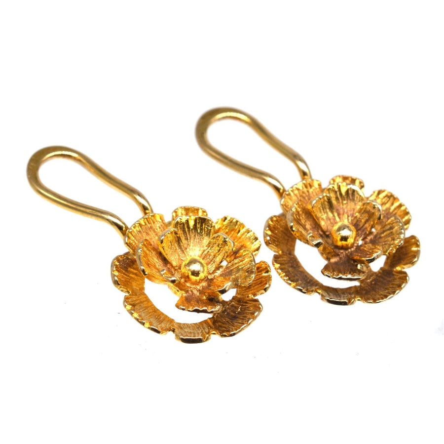 1940s 9ct gold flower clip-on earrings, beautifully detailed, made in Birmingham, perfect for vintage jewelry lovers.