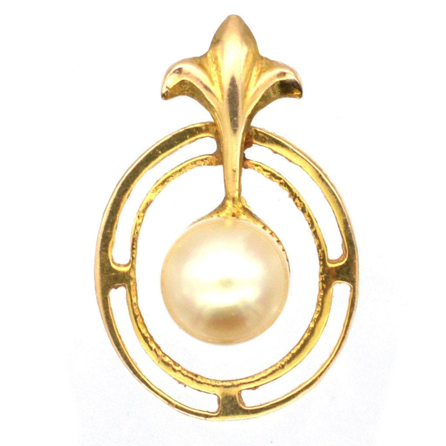1970s 9ct gold pendant with cultured pearl and fleur-de-lis detail, crafted in London, perfect gift for June birthdays.