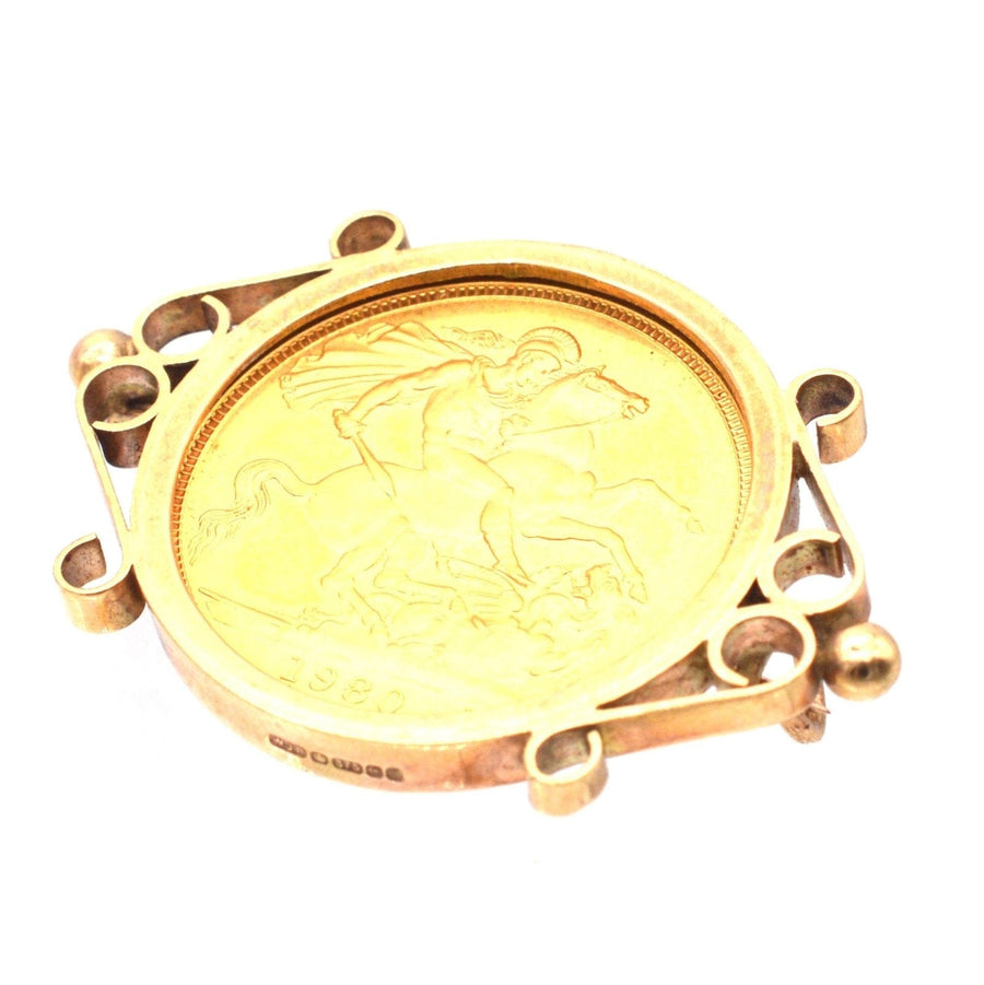 1980 22ct Gold Full Sovereign in a vintage 9ct gold brooch mount featuring Queen Elizabeth II and George & the Dragon design.