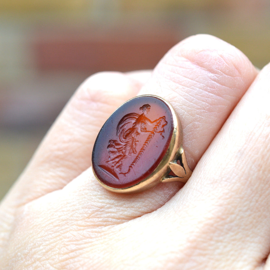 19th Century 9ct Gold Carnelian Ring with Intaglio of Goddess Nike