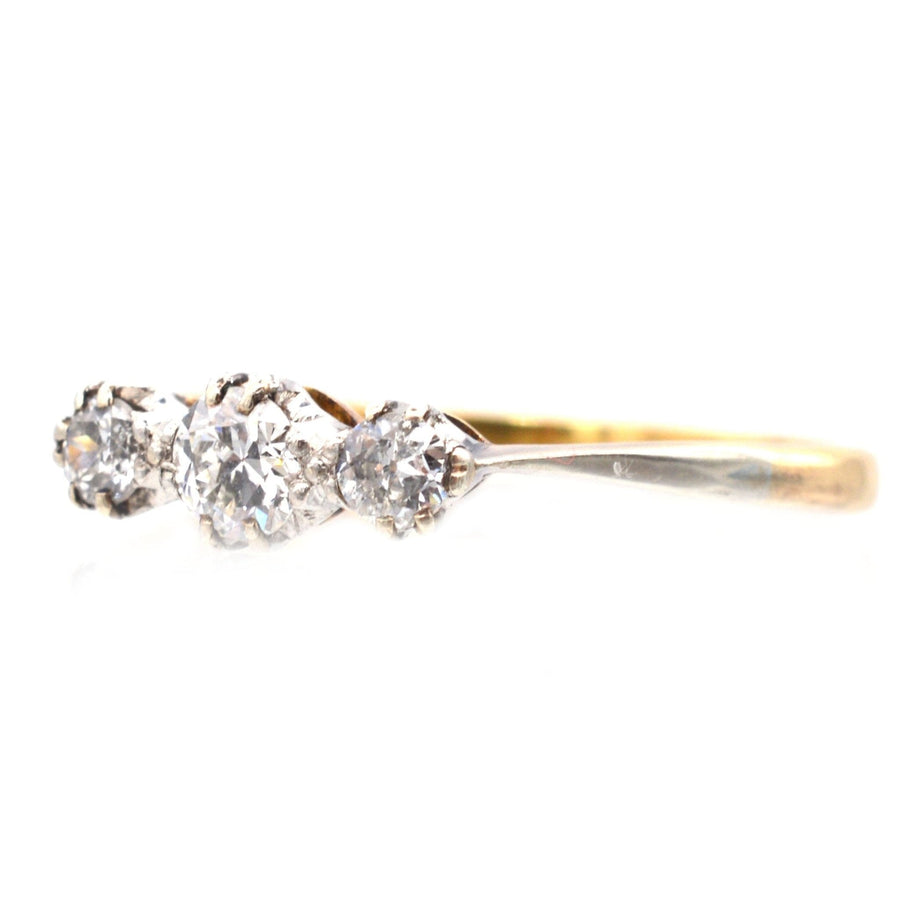 Art Deco 18ct gold and platinum three stone diamond ring, antique engagement ring, circa 1930s.