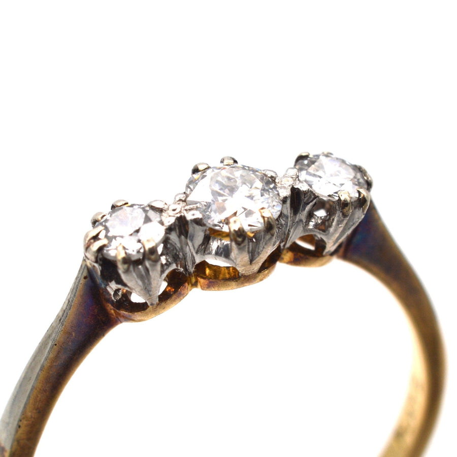 Art Deco 18ct gold and platinum three stone diamond ring, antique design from 1930s, ideal engagement ring.