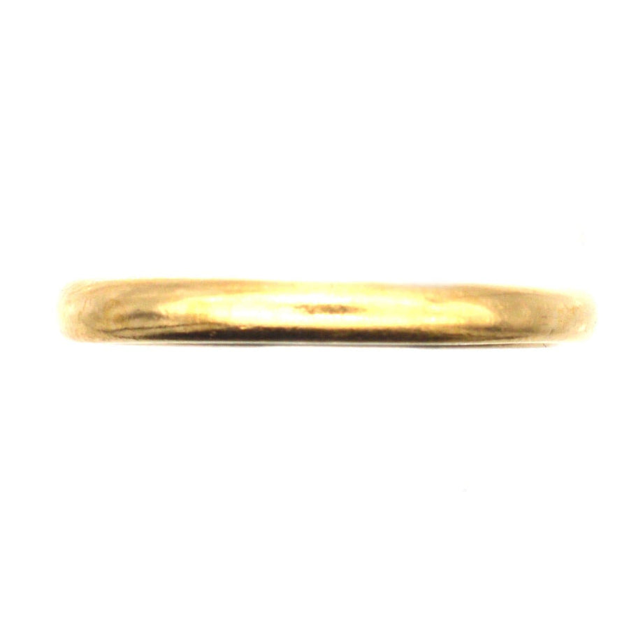 Art Deco 18ct yellow gold traditional court wedding ring, 2.5mm, featuring a rounded profile for comfort.