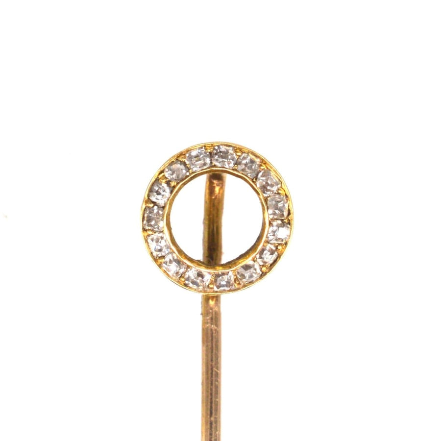 14ct gold and diamond tie pin featuring a circle design, perfect for weddings and special occasions.