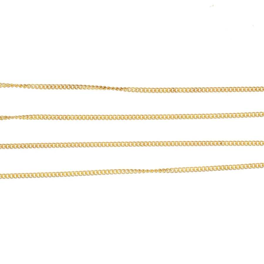 9ct gold curb chain in polished finish, available in 16"/40cm length, showcasing British craftsmanship.