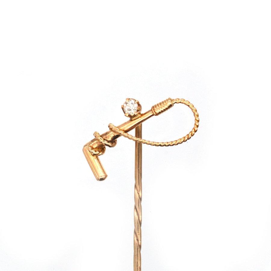 Edwardian 15ct gold and diamond hunting crop tie pin, vintage collectible from the 1900s, perfect for hunting enthusiasts.