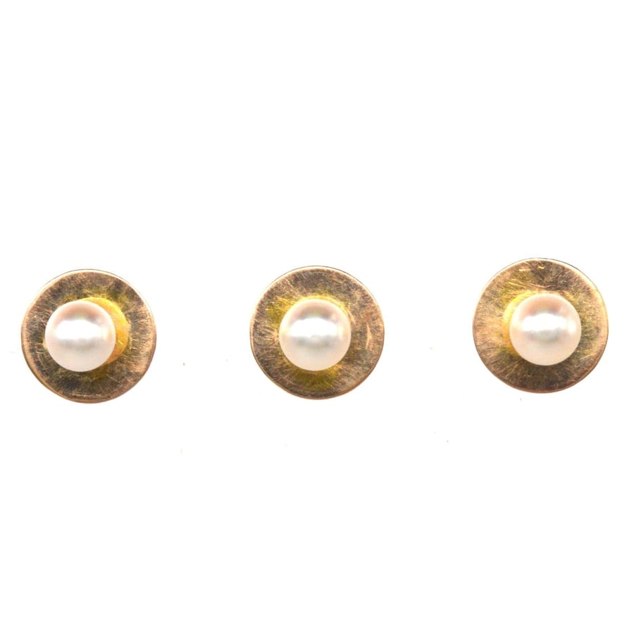 Edwardian 9ct gold natural pearl dress studs by Goldsmiths & Silversmiths Company, elegant and stylish.