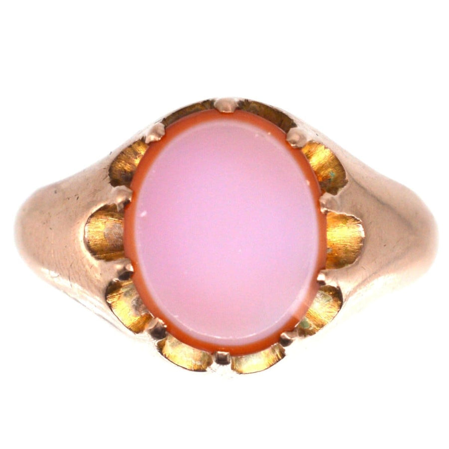 Late Victorian 9ct Gold sardonyx signet ring, featuring a beautiful oval stone in a classic setting.