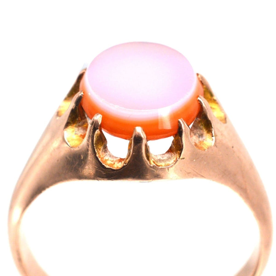 Late Victorian 9ct gold sardonyx signet ring showcasing a smooth pink stone, perfect for engraving or wearing stylishly.