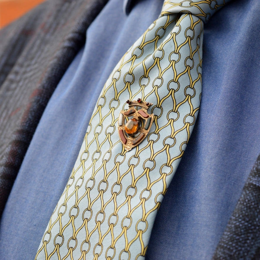 Scottish 9ct Gold Luckenbooth Shield Tie Pin with a Cairngorm Citrine | Parkin and Gerrish | Antique & Vintage Jewellery
