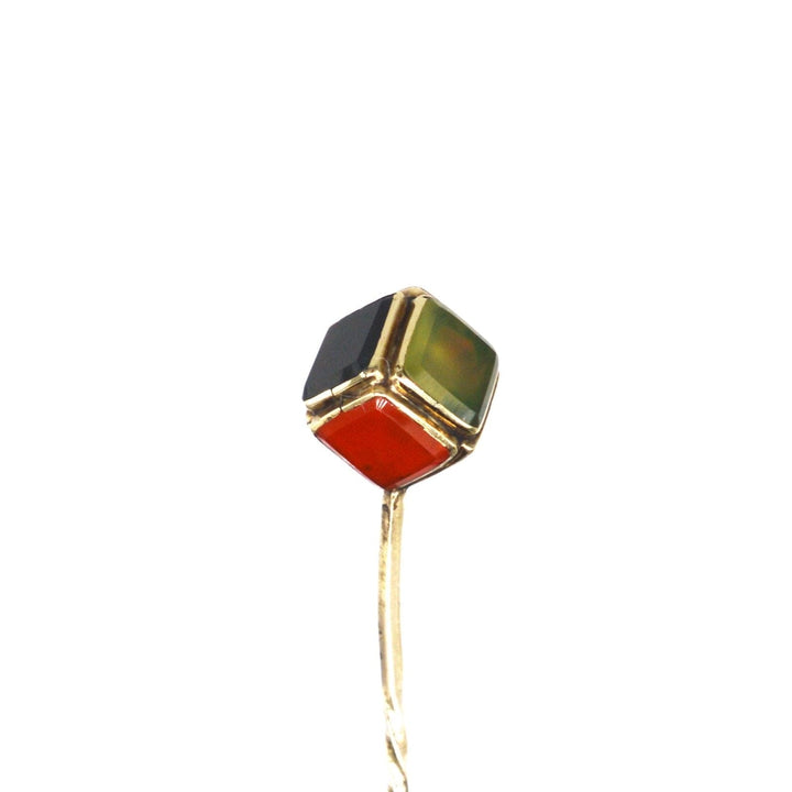 Scottish Victorian 9ct gold cube tie pin featuring Bloodstone, Chalcedony, and Carnelian gemstones.