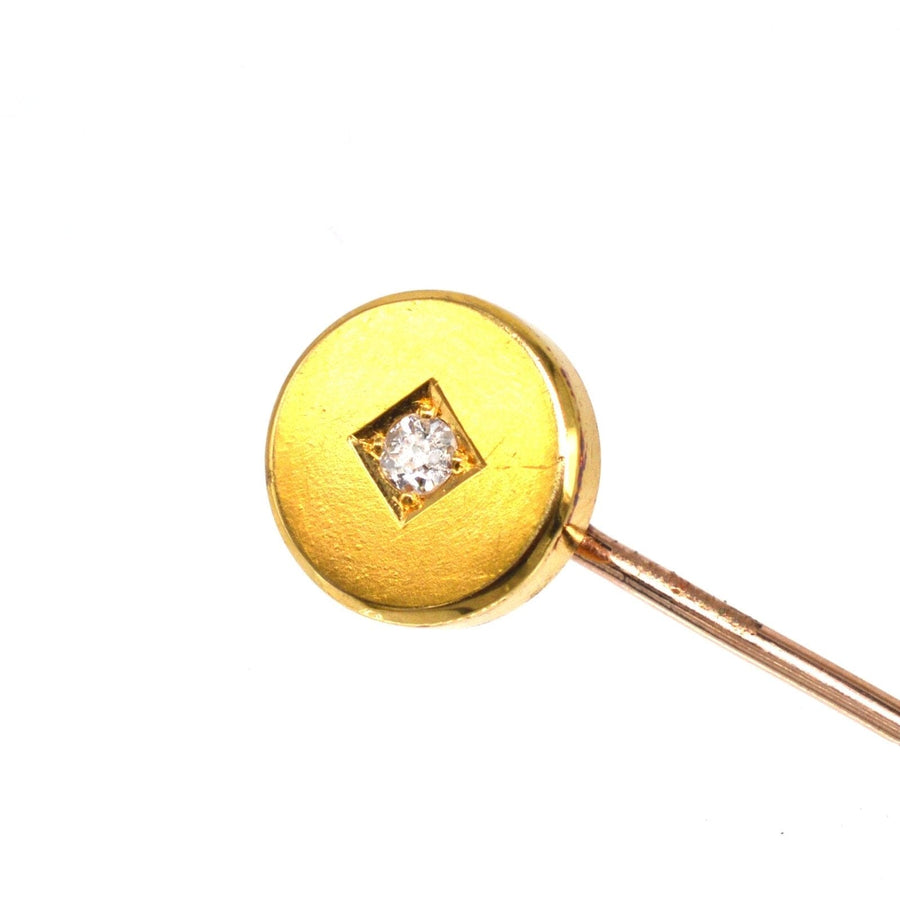 Victorian 18ct Gold Simple Round Circle Tie Pin with a Diamond