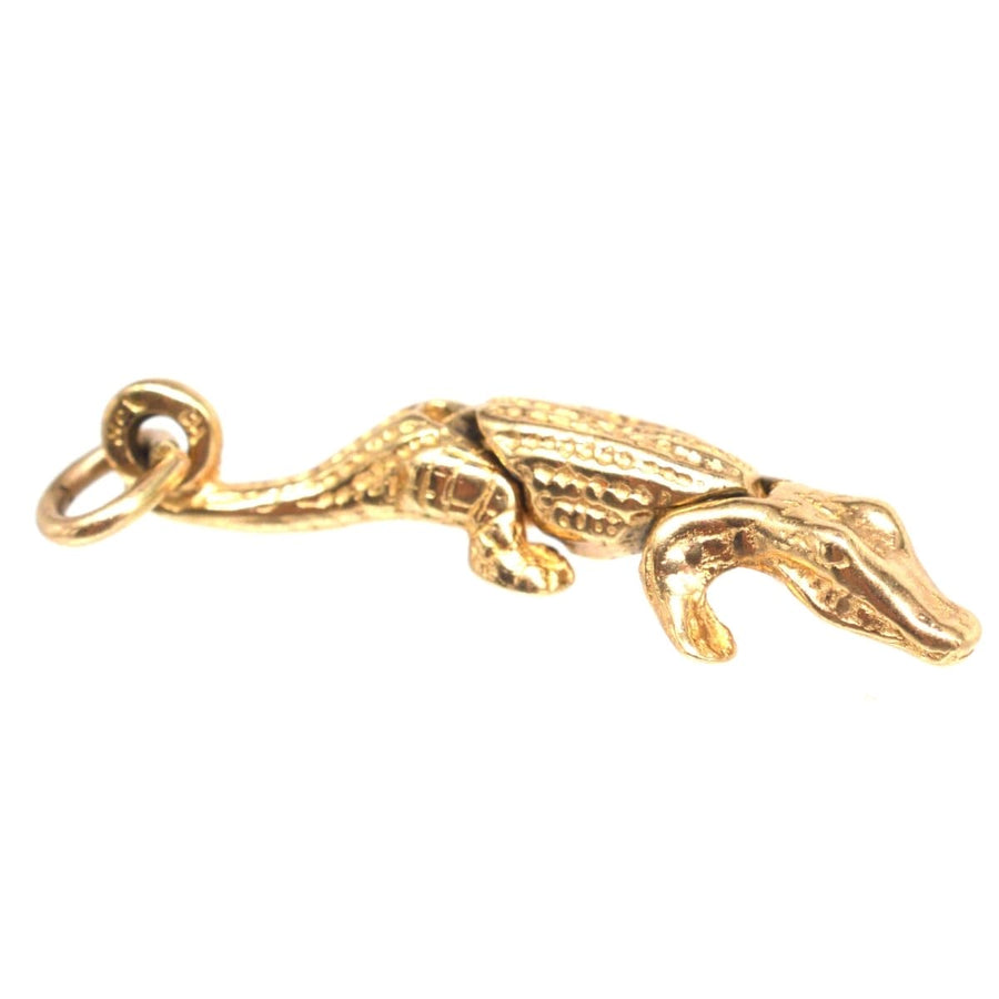 Vintage 9ct gold crocodile charm, articulated and beautifully detailed, perfect for charm bracelets or gold chains.